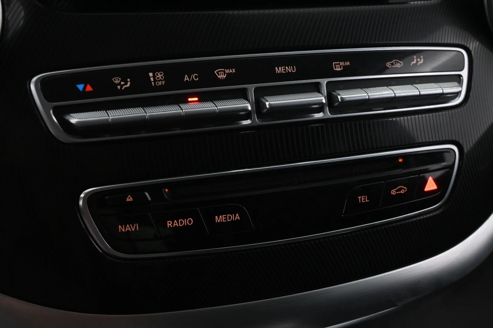Car Image - 3d4GOmoyK8Vd9OIsp1mowk