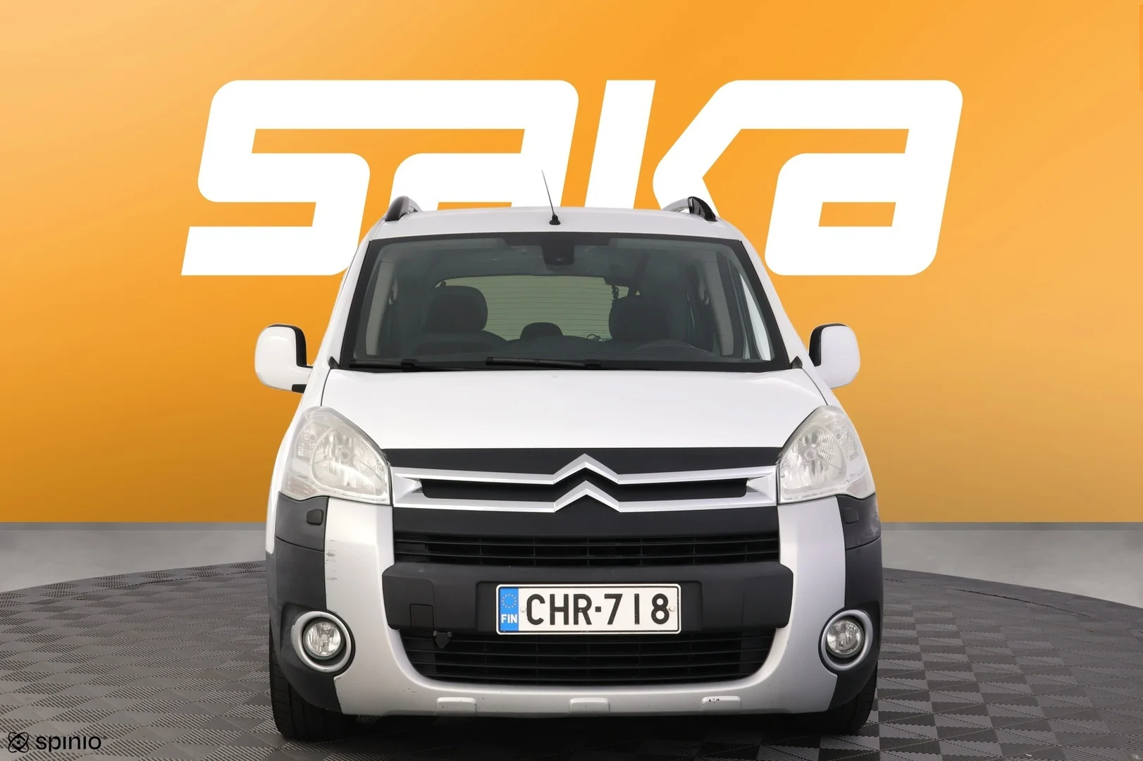 Car Image - 5FeFB9sGkJ6ils7cfDZoVn