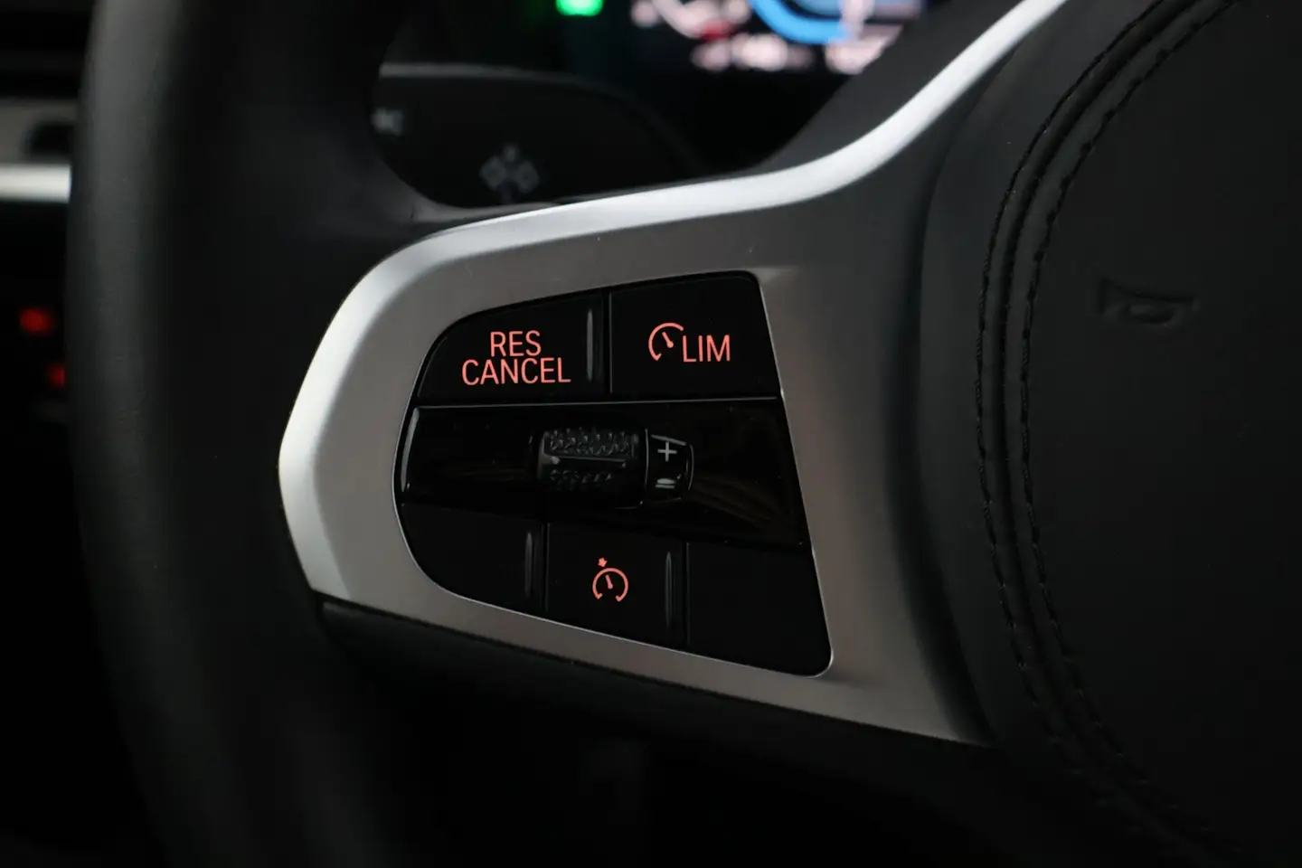 Car Image - 1CUQP2deuQpmYkqyS0Z39U