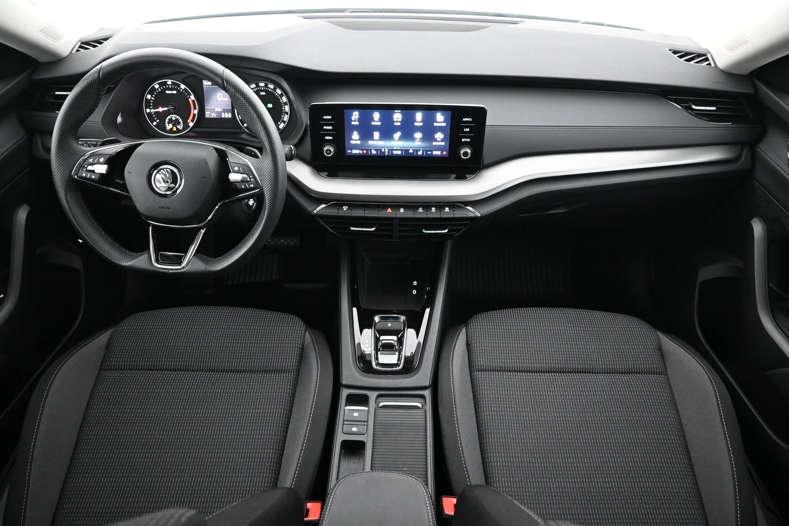Car Image - 58dd5GP6ja3MqoqdpIEreW