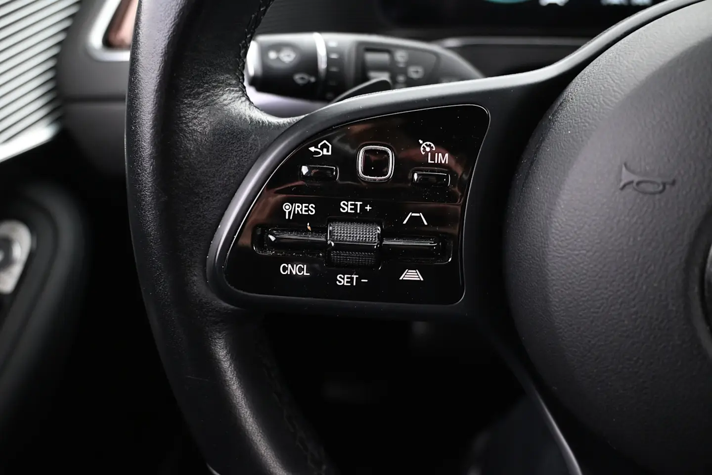 Car Image - 7H6tVaLAQJjONnvgpnvQU6