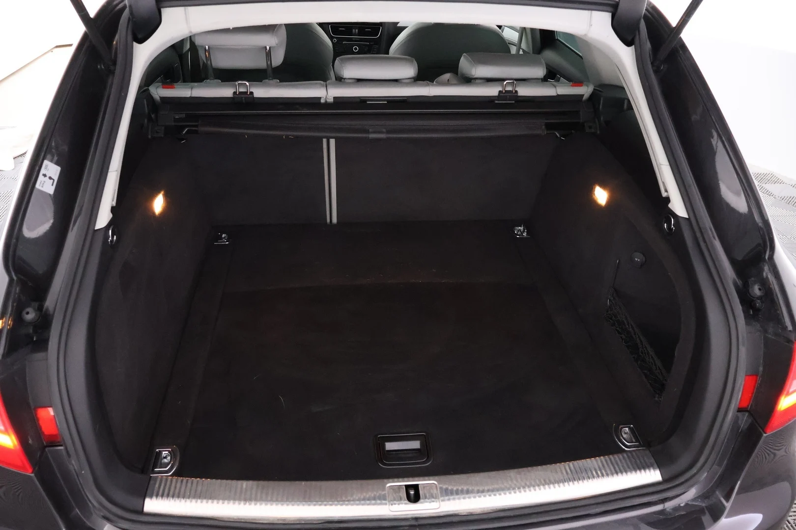 Car Image - 217MZKJgK0bGfAWVFMZItX