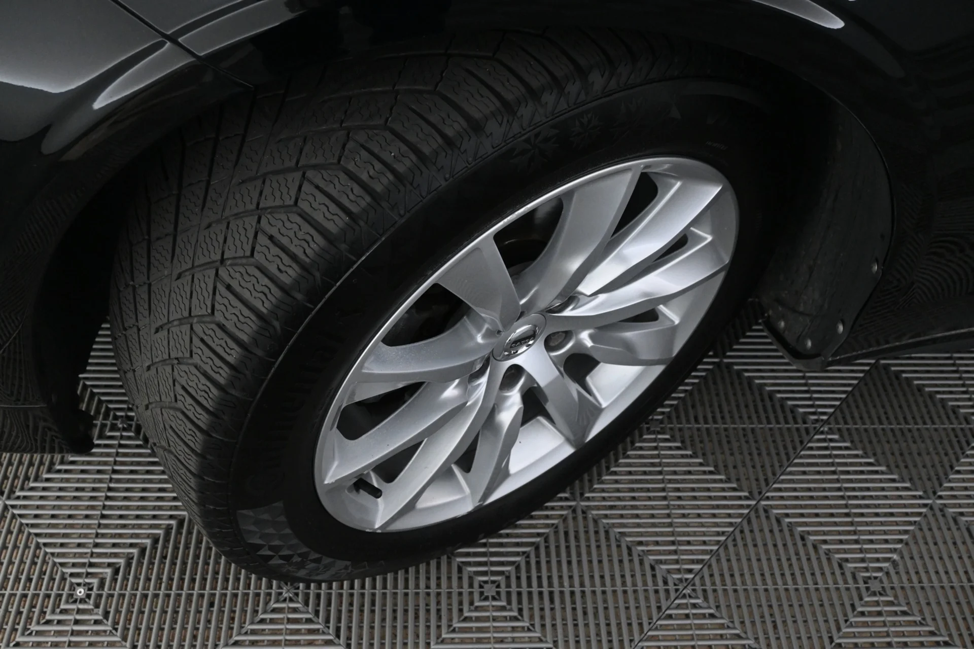 Car Image - soVhoiRua7KVkMh8Yt4uc