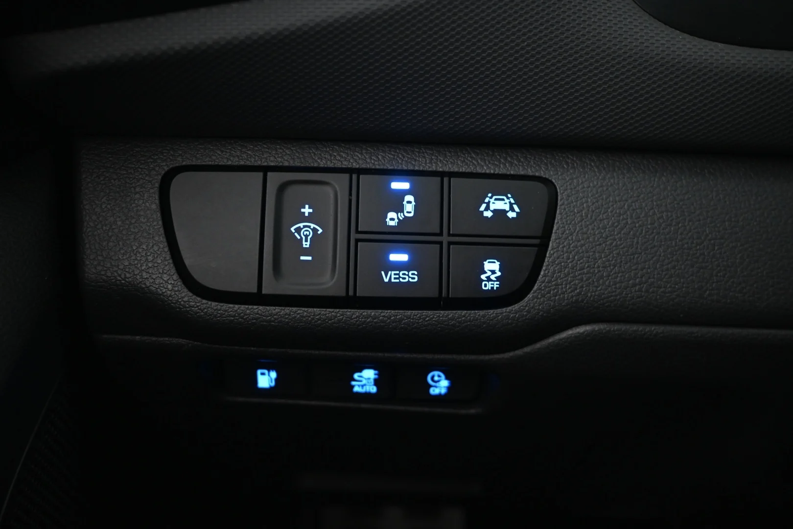 Car Image - 2WDZiRU2IUF3pAmzLe9wQT