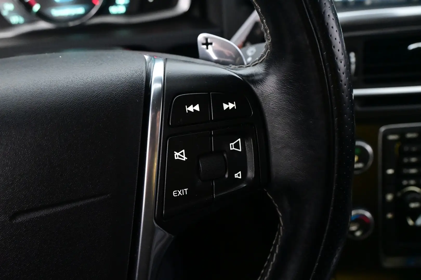Car Image - 1FXBA6komp0abiQGJRGC3i
