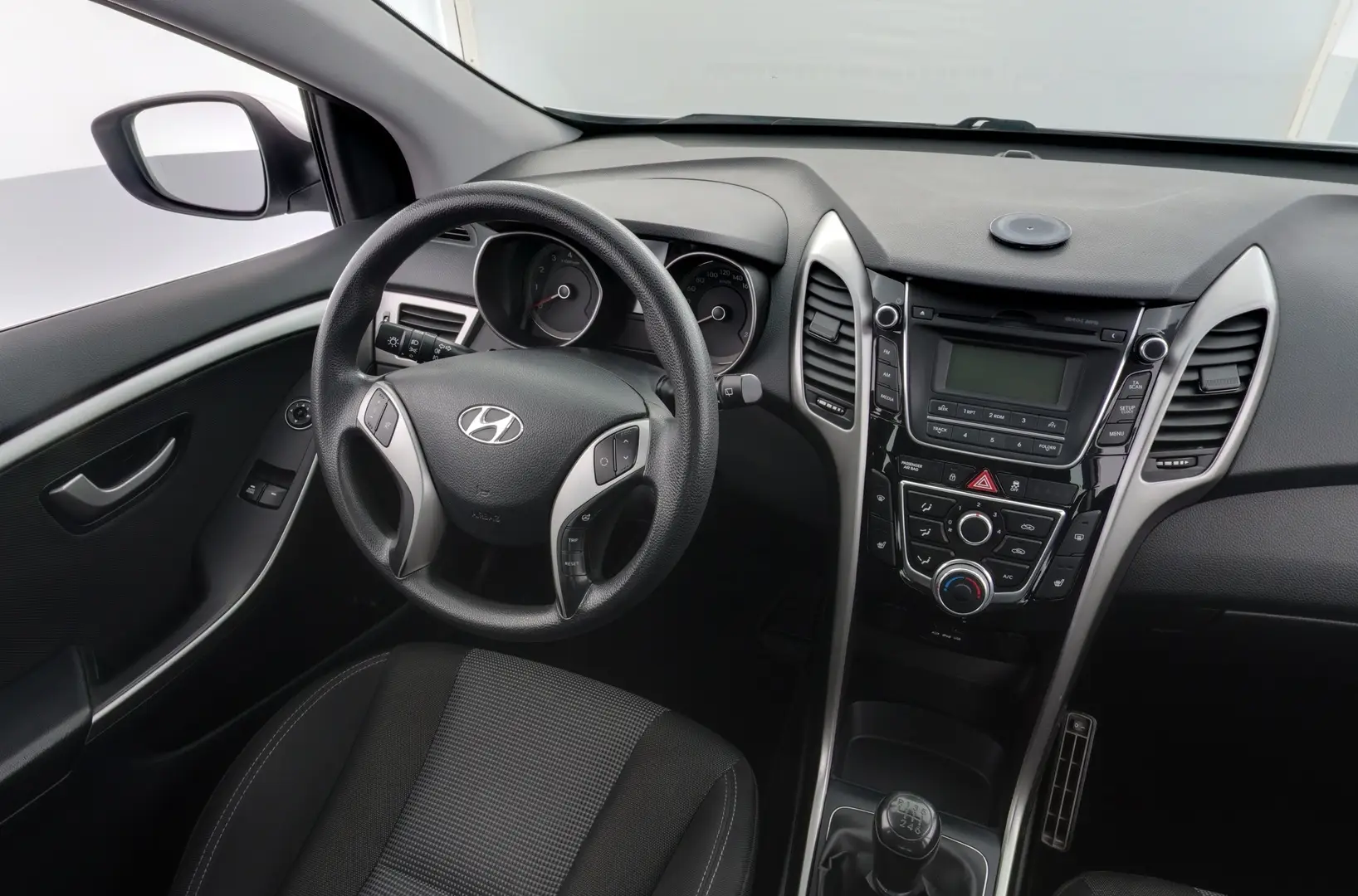 Car Image - 74uA31mwC69ItRJSgbyE29