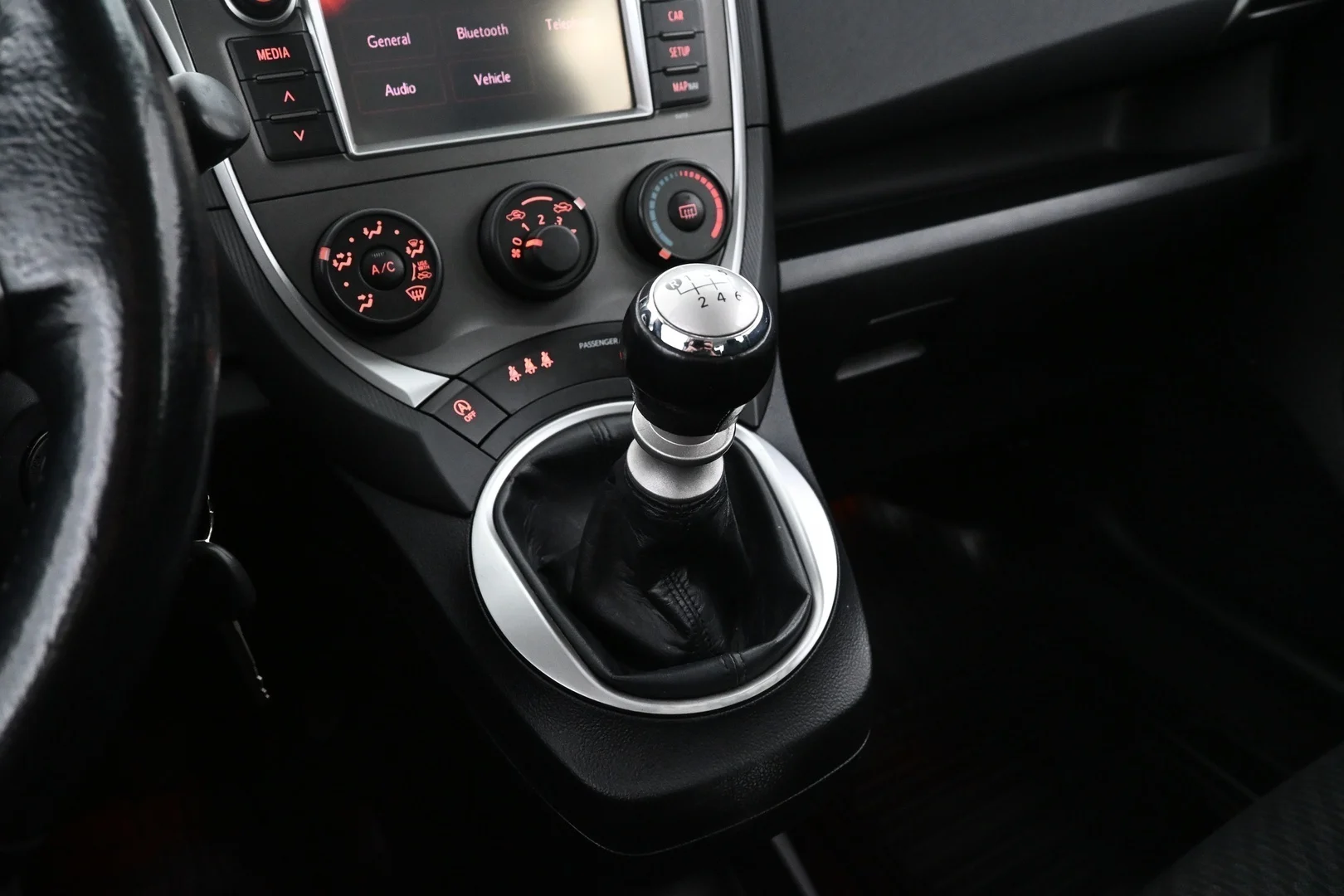 Car Image - 74bZVoHiOFJuo9sM7cgKbL