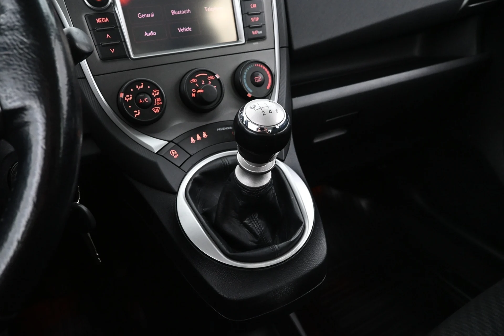 Car Image - 74bZVoHiOFJuo9sM7cgKbL