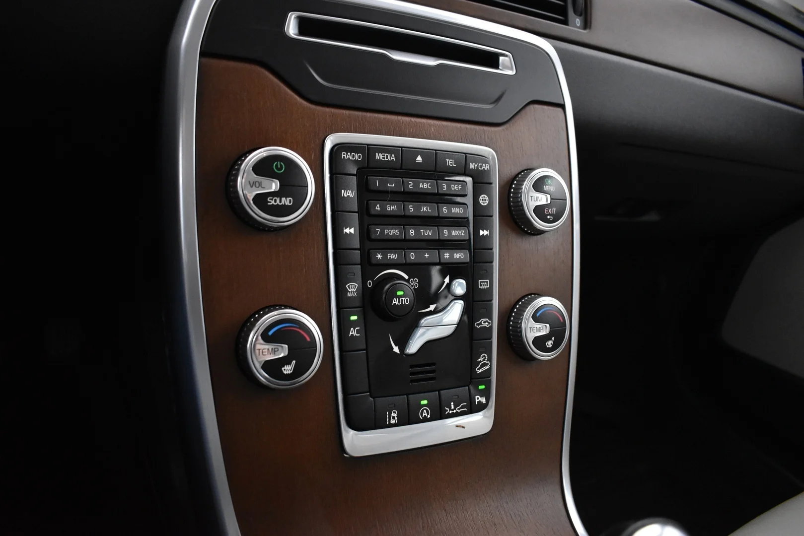 Car Image - 3HErp3dA7ZDw0HaesK3WQQ