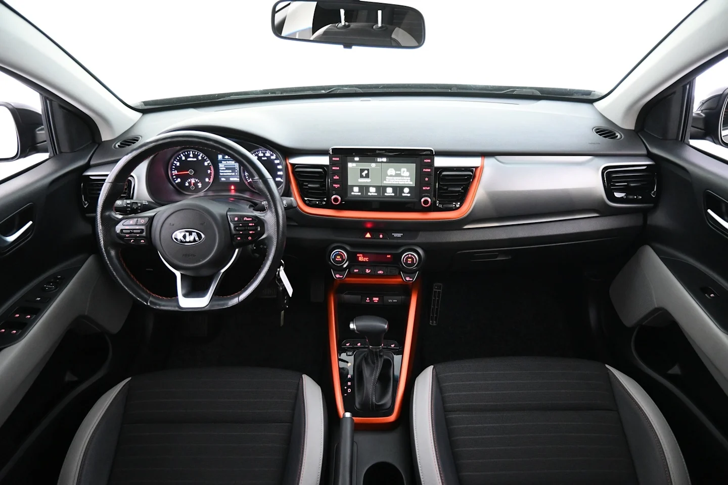 Car Image - 7xvJQD982LIav8IP4bP57J