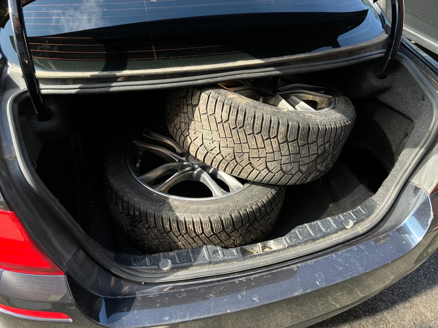 Car Image - 70LjMpN4y0gA21mn4XWzKg