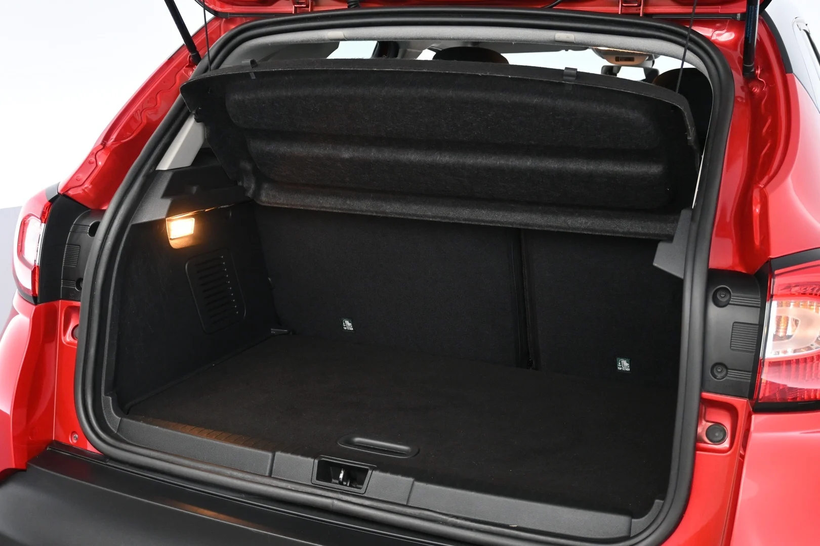 Car Image - 5H1tiHU1g5YlPIo3KC4UJB