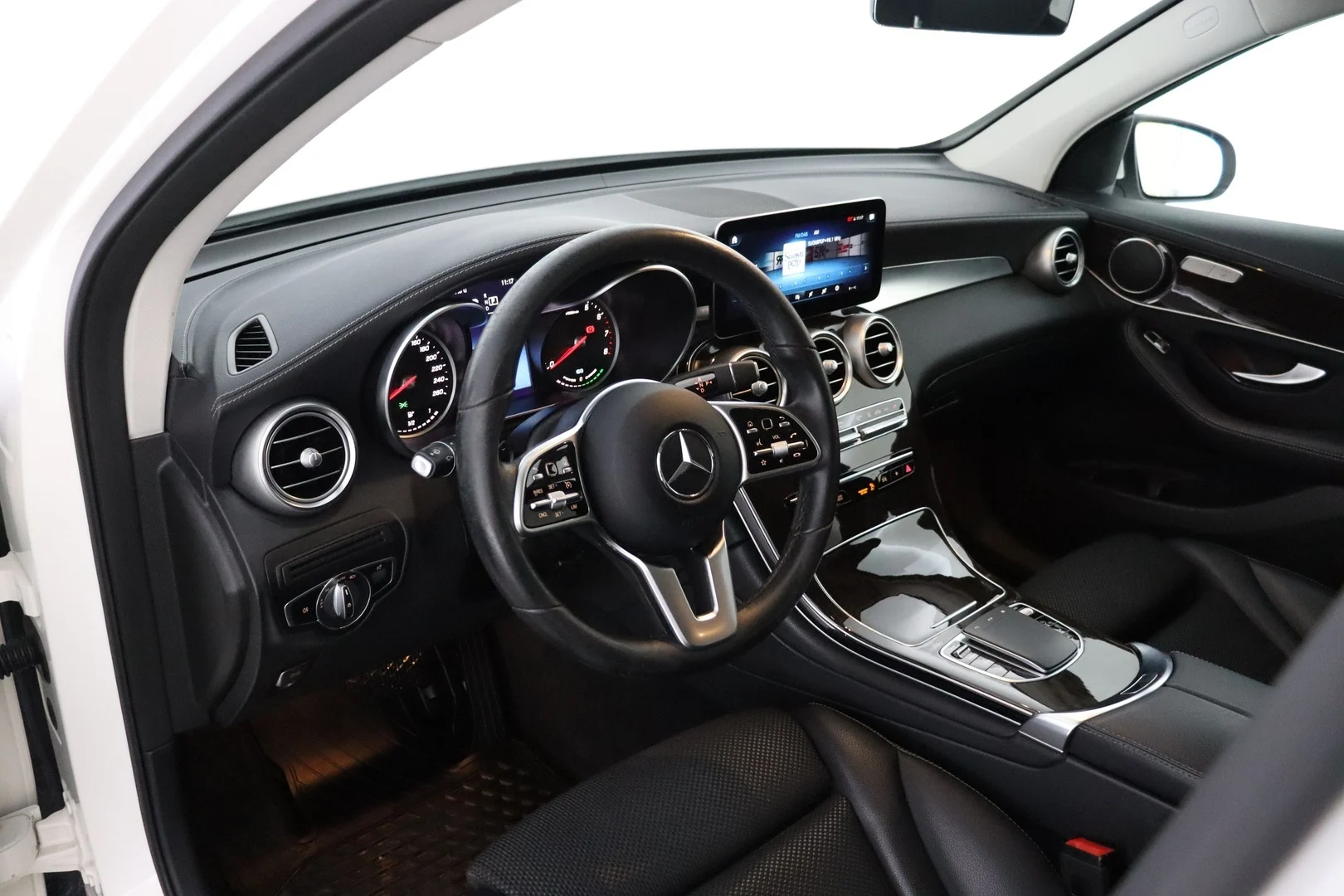 Car Image - 6mFgtiLcjWOOgvSN6PAs2D