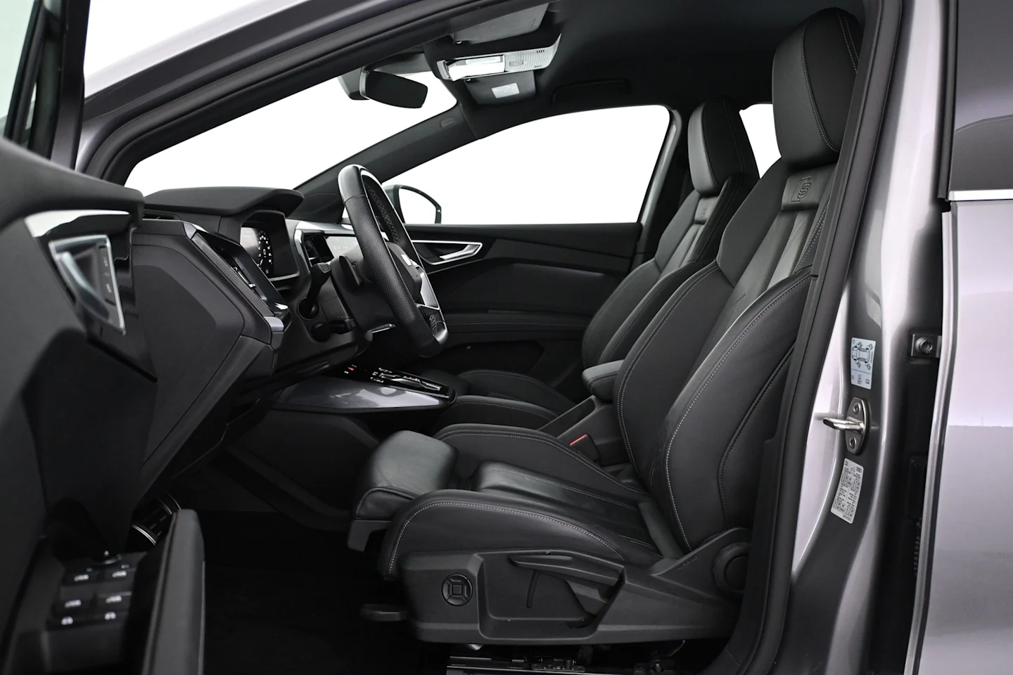 Car Image - 10OTZBzWZIA5j1rRliqsdm