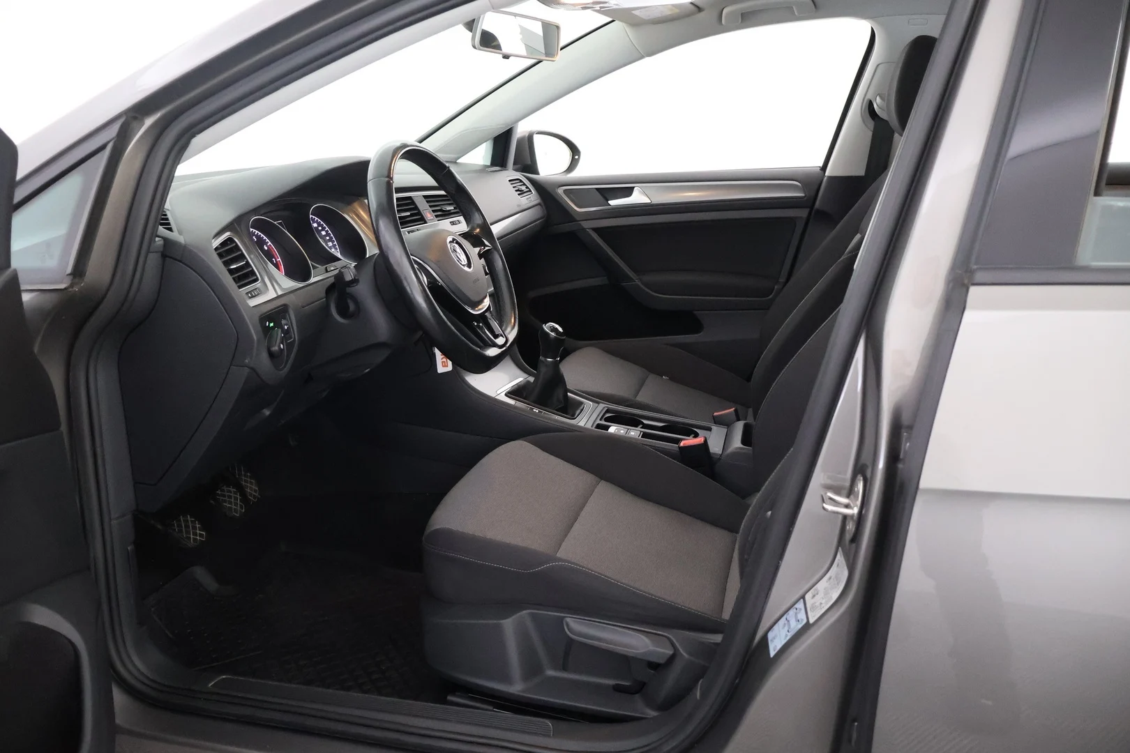 Car Image - 2wEwgChpCsu79pcFBQBgkr