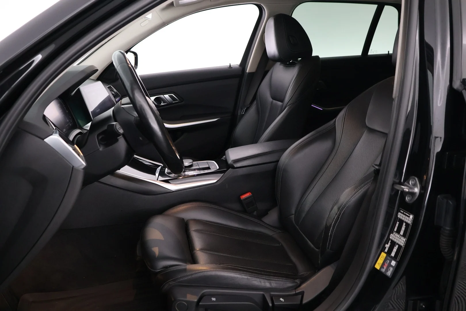 Car Image - 4Gi1Dn3WXVj999S82SIZnf