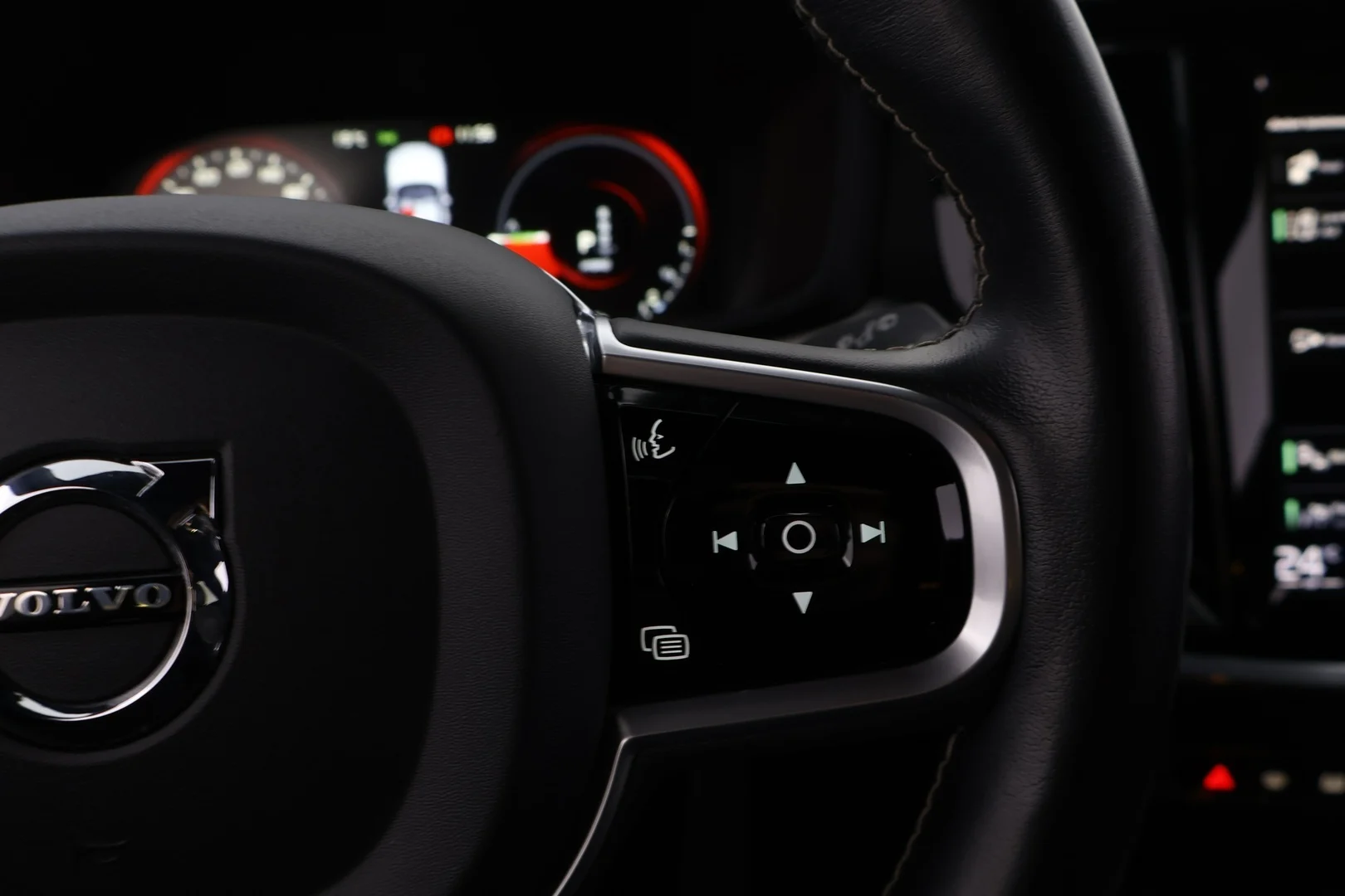 Car Image - 1tR7L4nBzhSkhwUS1mS2nc