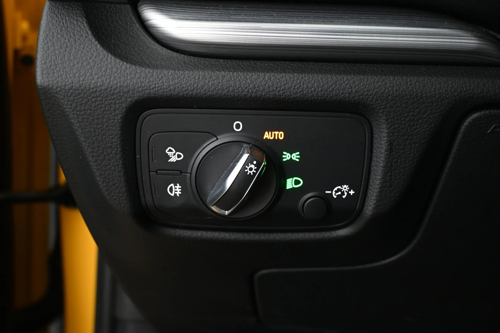 Car Image - UgwMkp91d8NHp1SpTRZaj