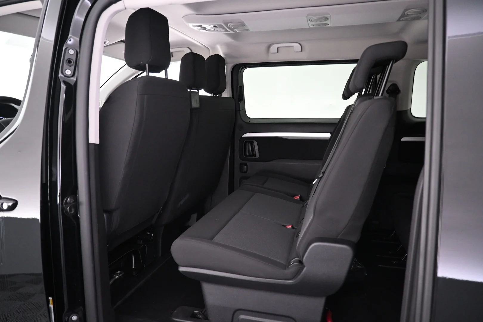 Car Image - 4EbNjsYa0u3fIhQxfy3PPi