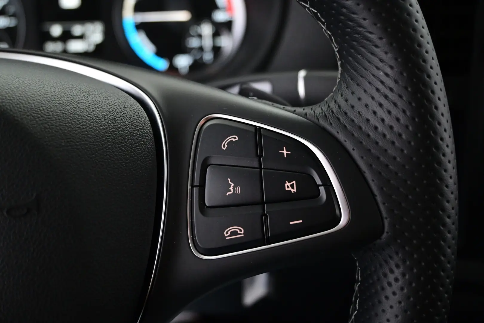 Car Image - 43i0VnkIXdHaSrc7SyA2Jv