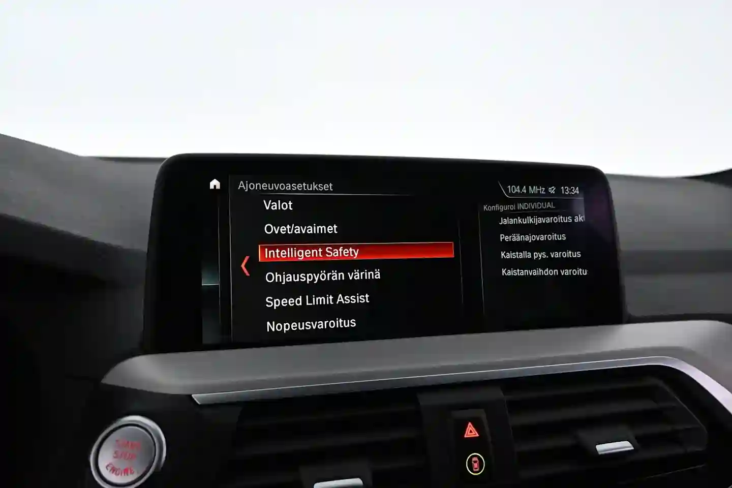 Car Image - 1bSVgjAaV0SG3AE9HwtwJR