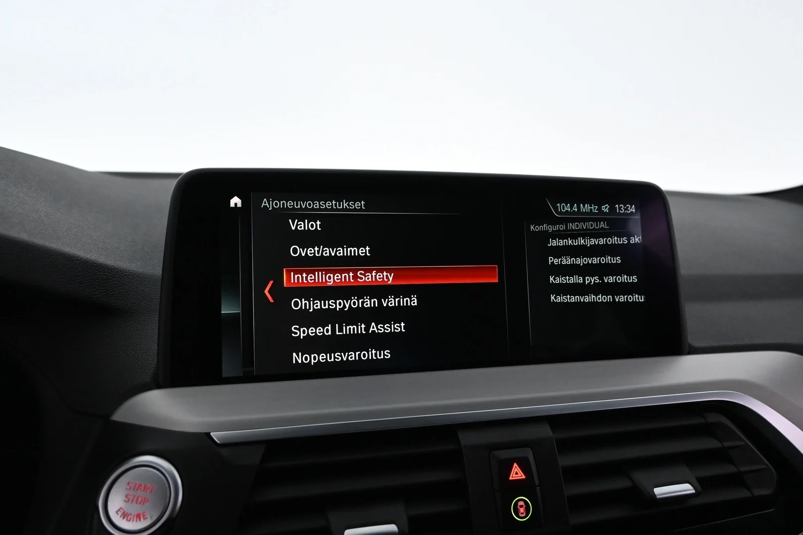 Car Image - 1bSVgjAaV0SG3AE9HwtwJR