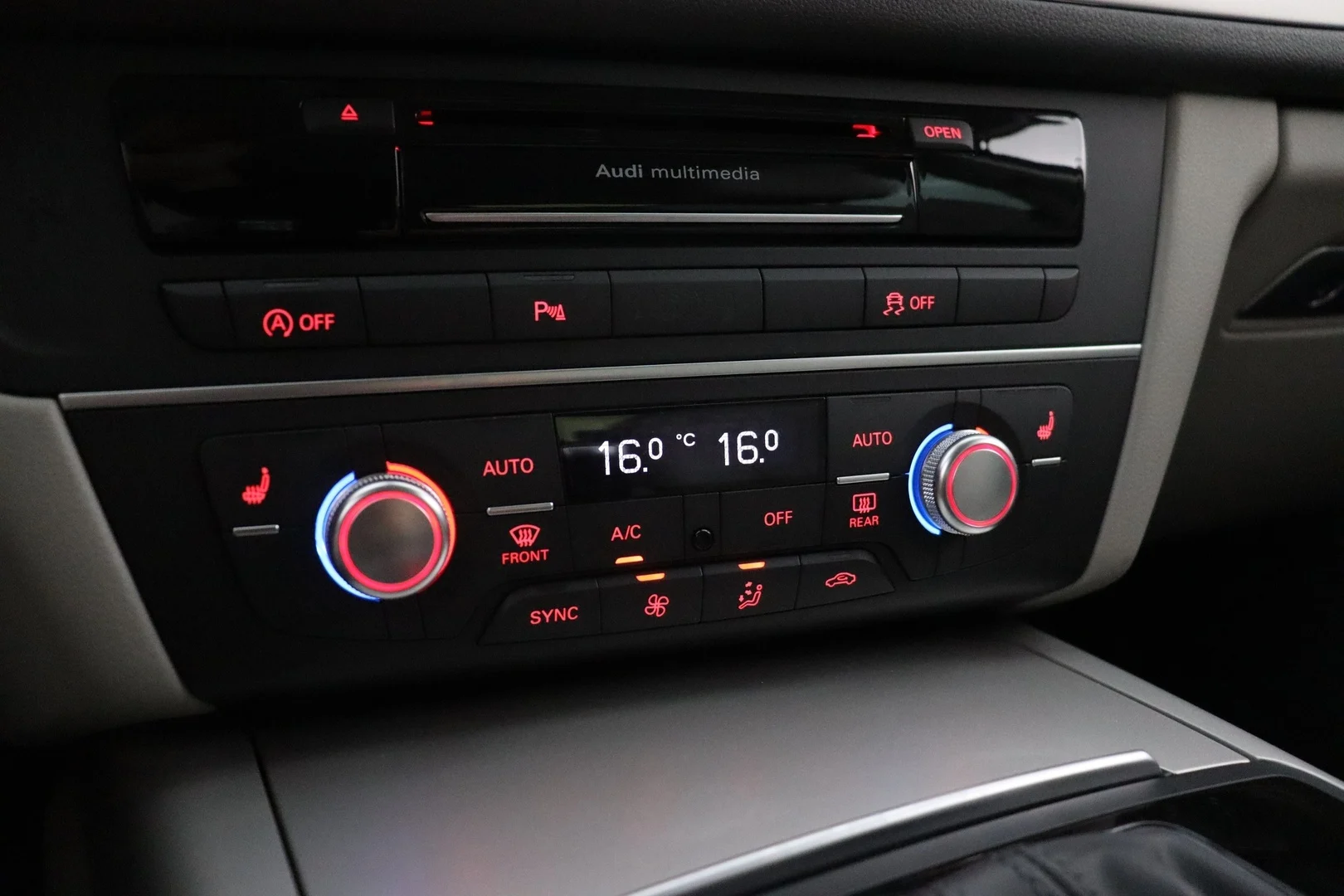 Car Image - 2Y4gzau3HVUkxCMCaqQnAB