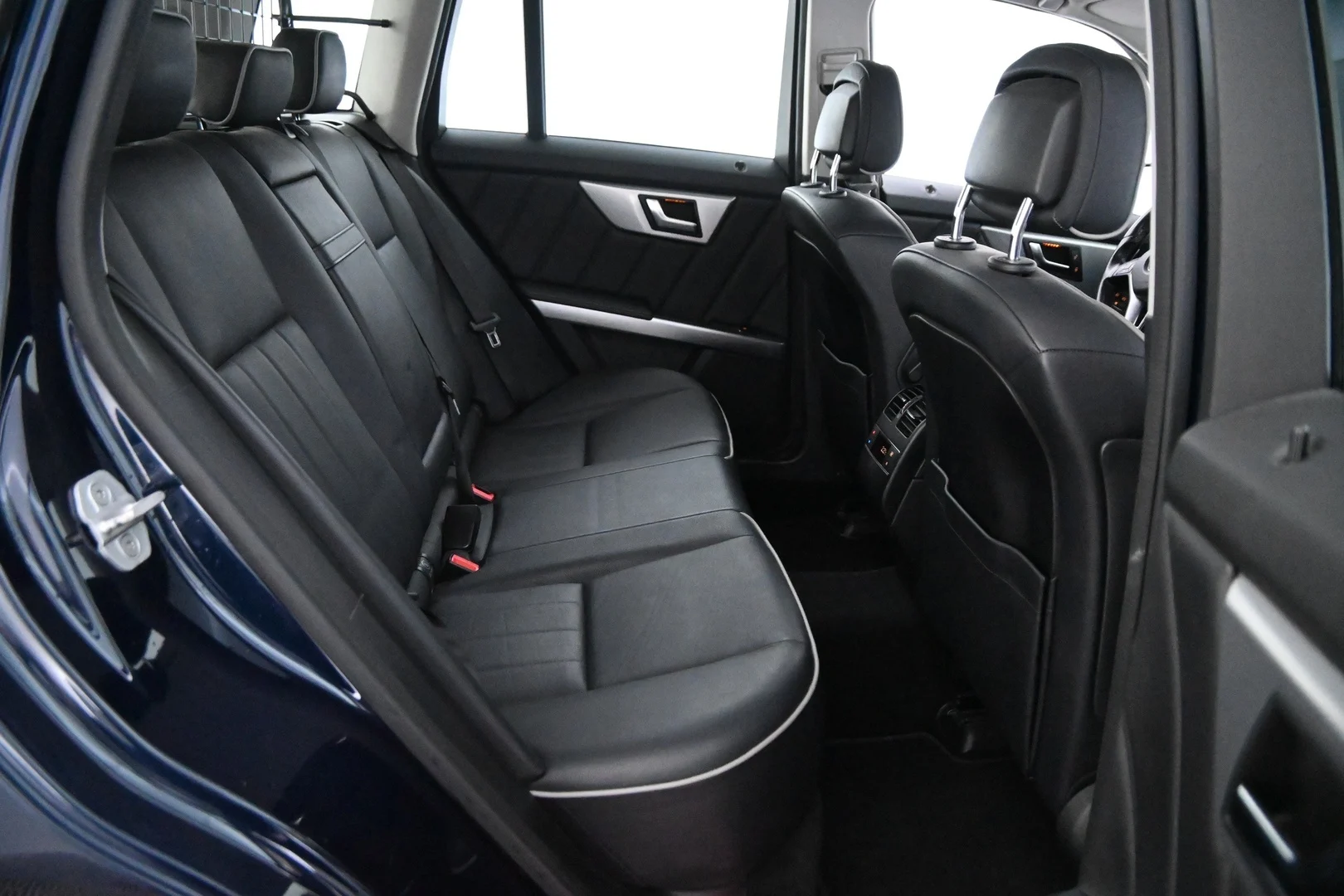 Car Image - 7s3o37aZQOSuEGQCdaxuLF