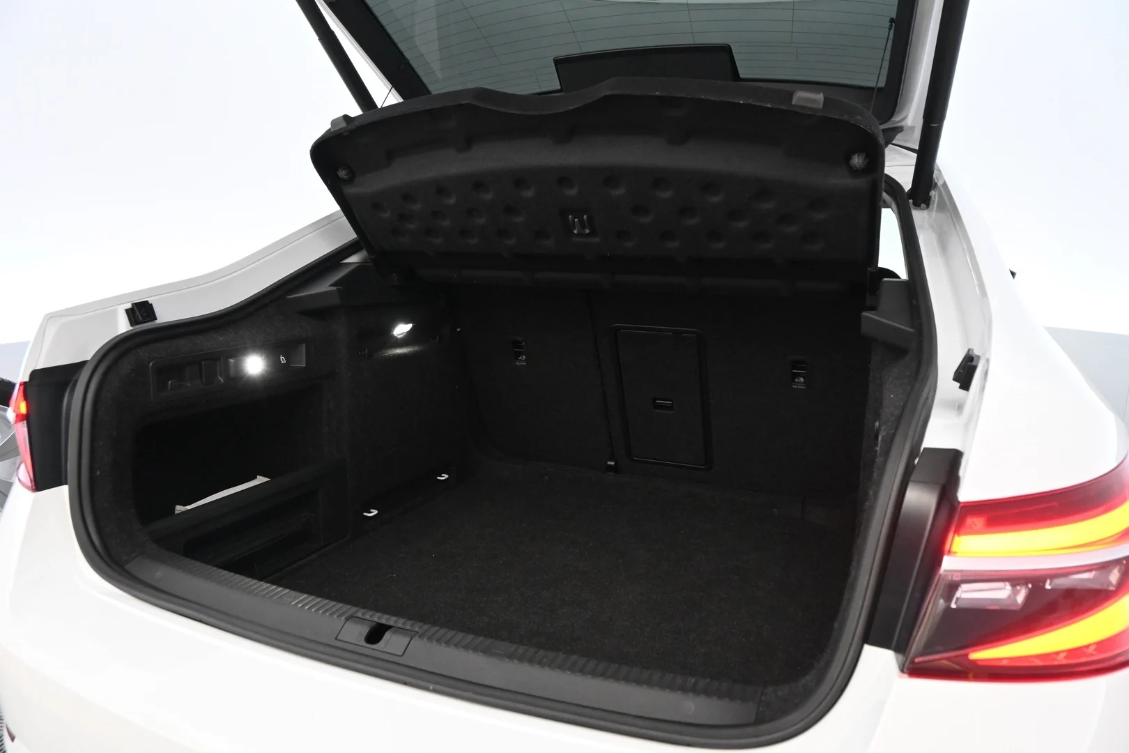 Car Image - 37uLGZlfg4mDXVQZo50t25