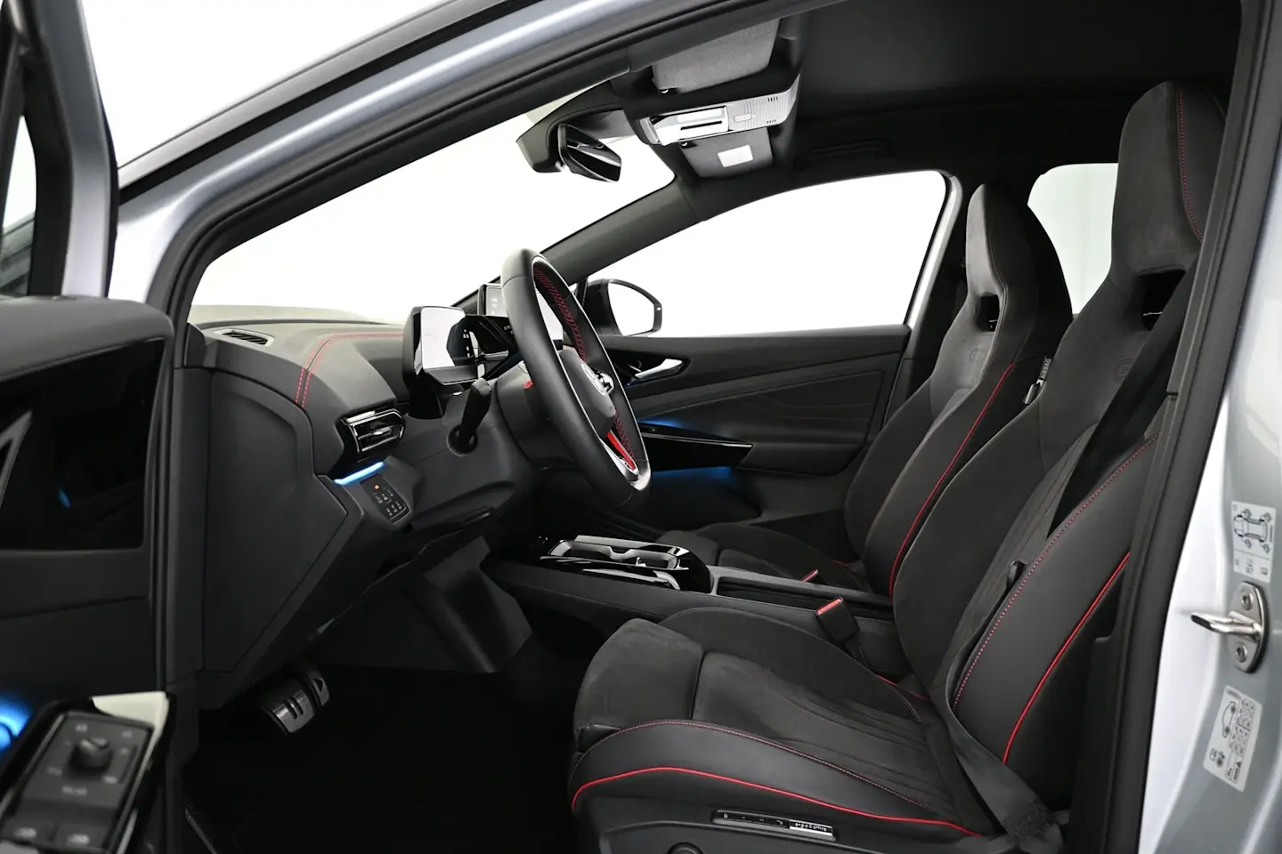 Car Image - 72LUiH8MKy1o8jcvLHKxrc
