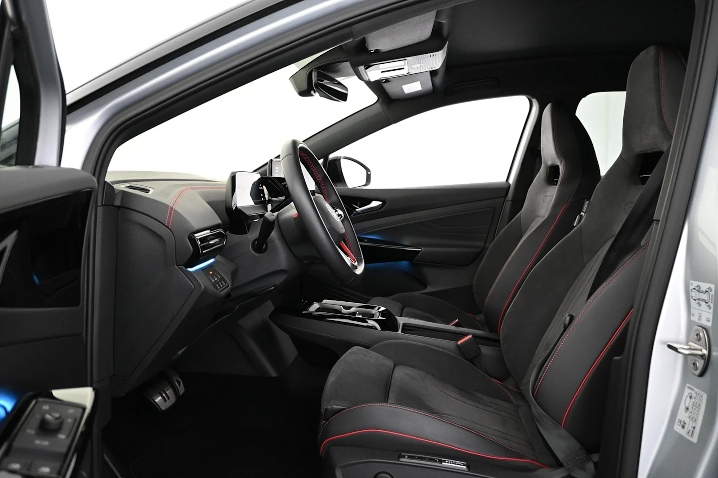 Car Image - 72LUiH8MKy1o8jcvLHKxrc