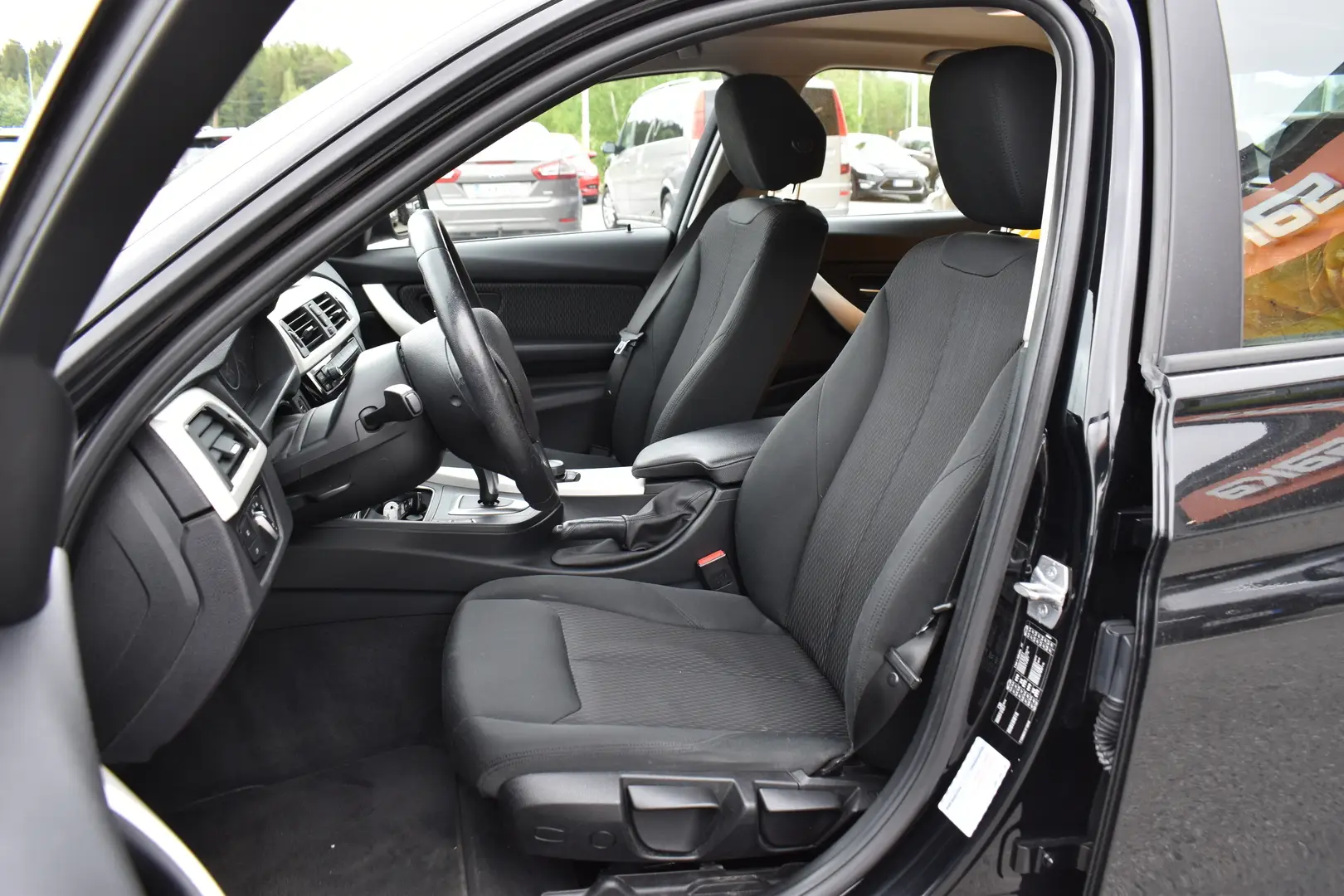 Car Image - 2nuCzqbDyf6WphJR4p8GSh
