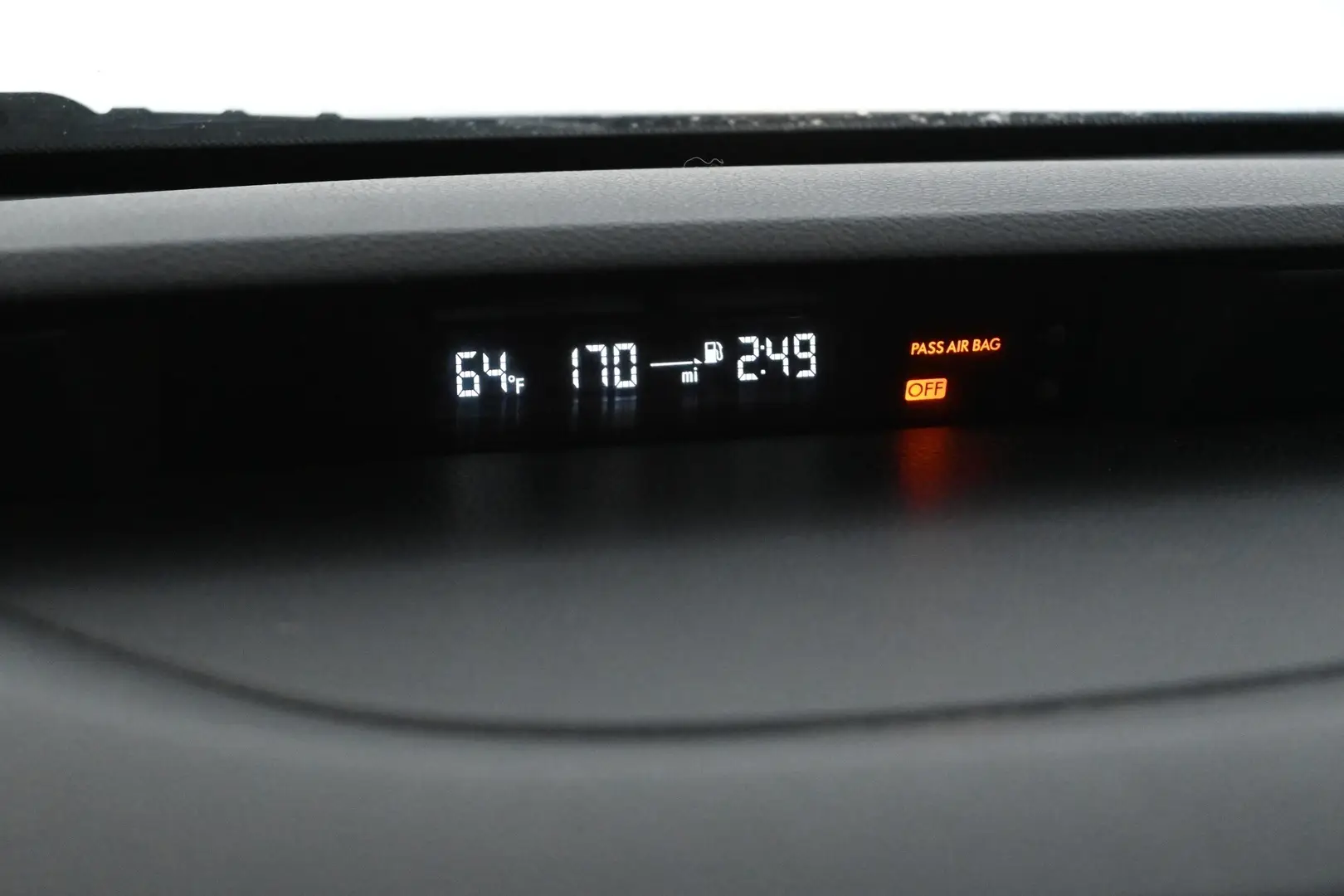 Car Image - 2pQe3qPoJUUFsVYFOsAZ88