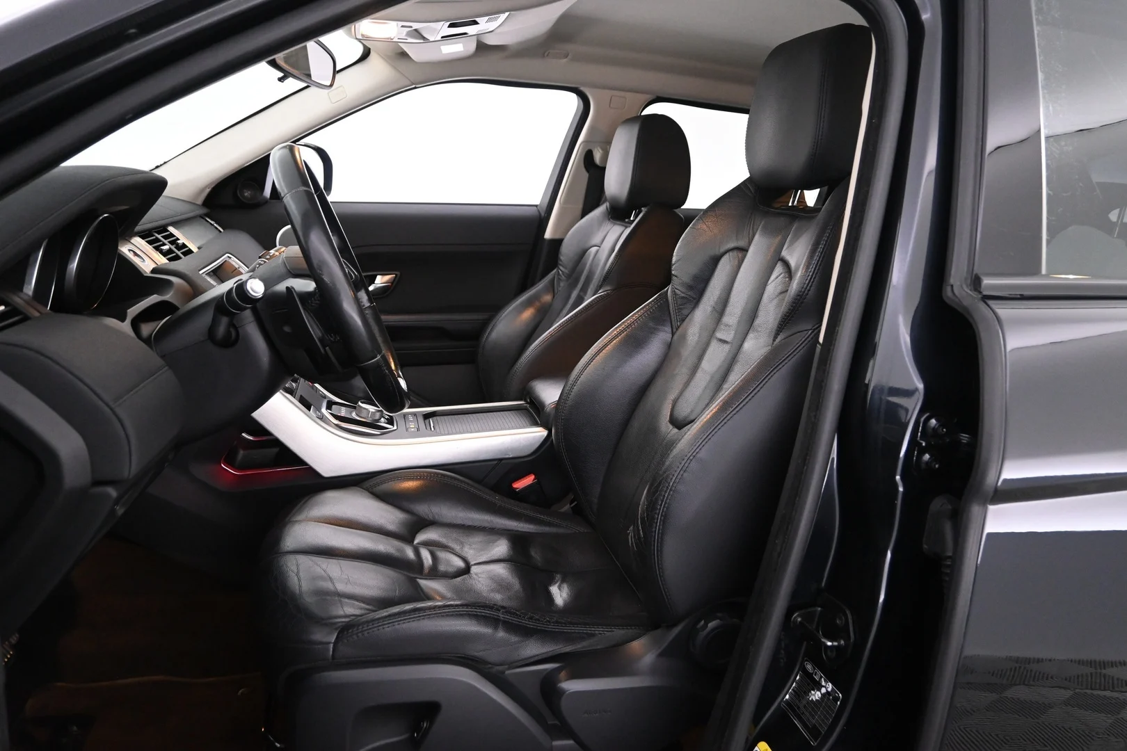 Car Image - 50g9D1996B33B1RRLwnUGl