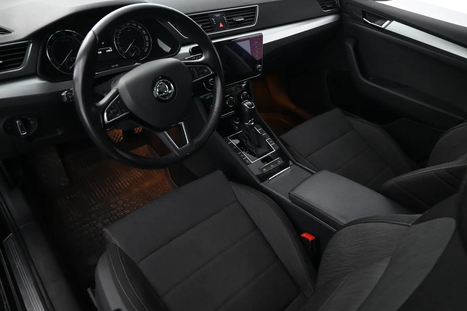 Car Image - 4pcGifHvjQoyo8zvudFfIZ