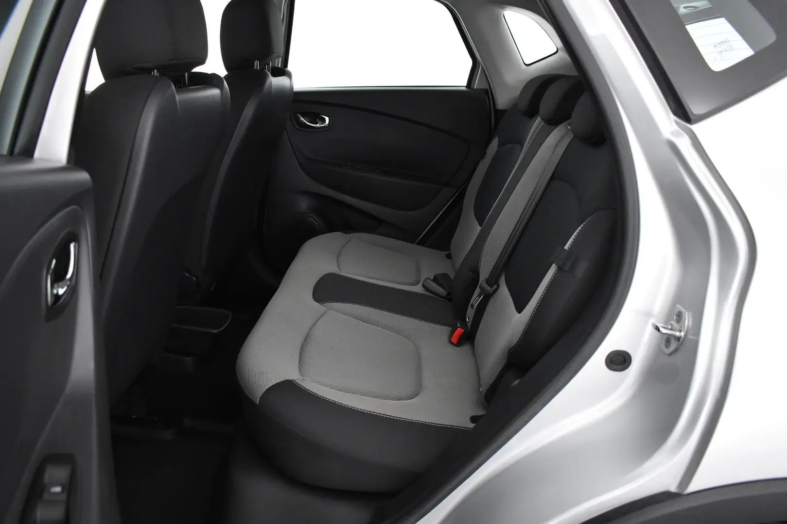 Car Image - 73Y7ifhH2ejDan2D6PGiZD