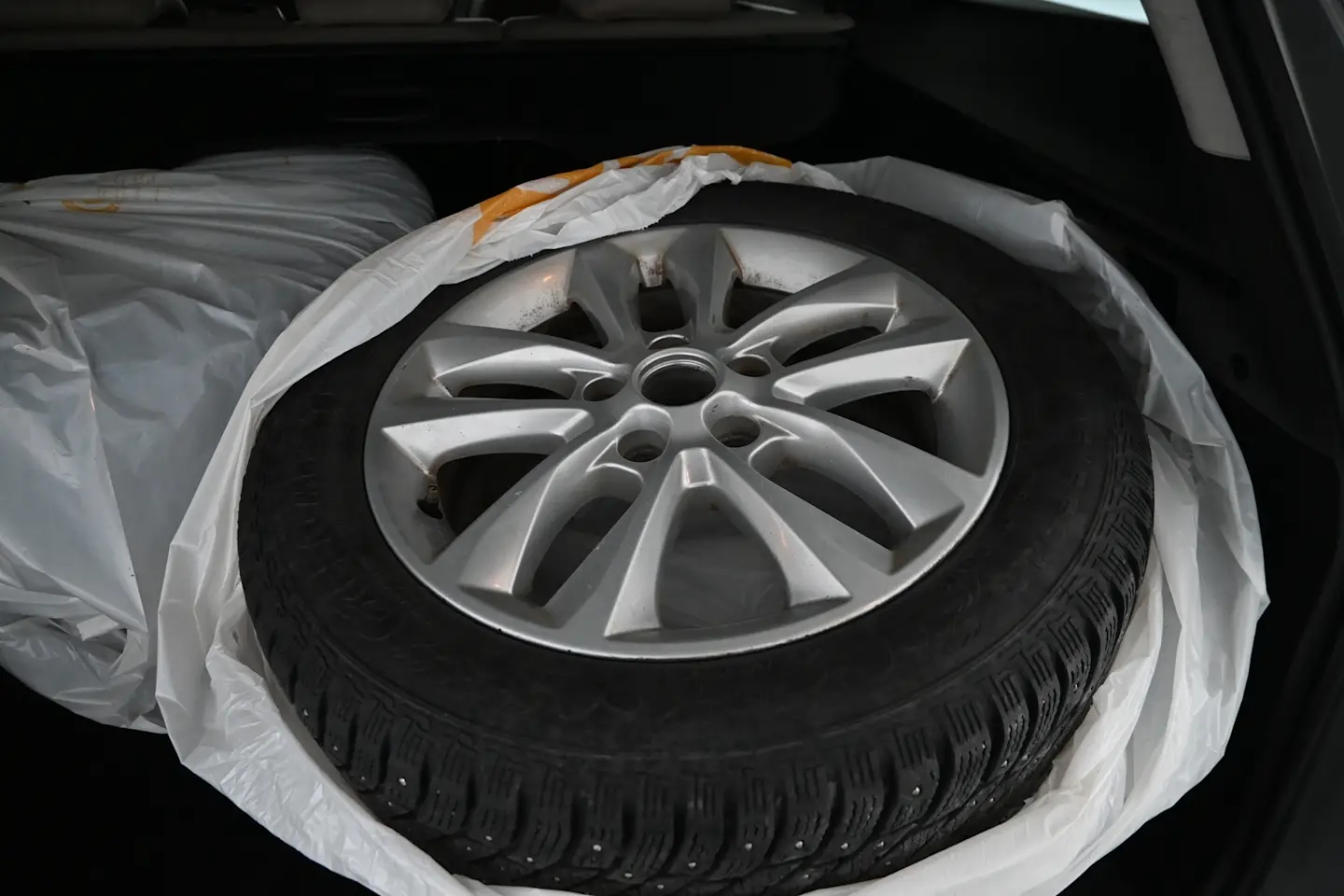 Car Image - 7rCuYCTPN0YTdkDJahBtm6