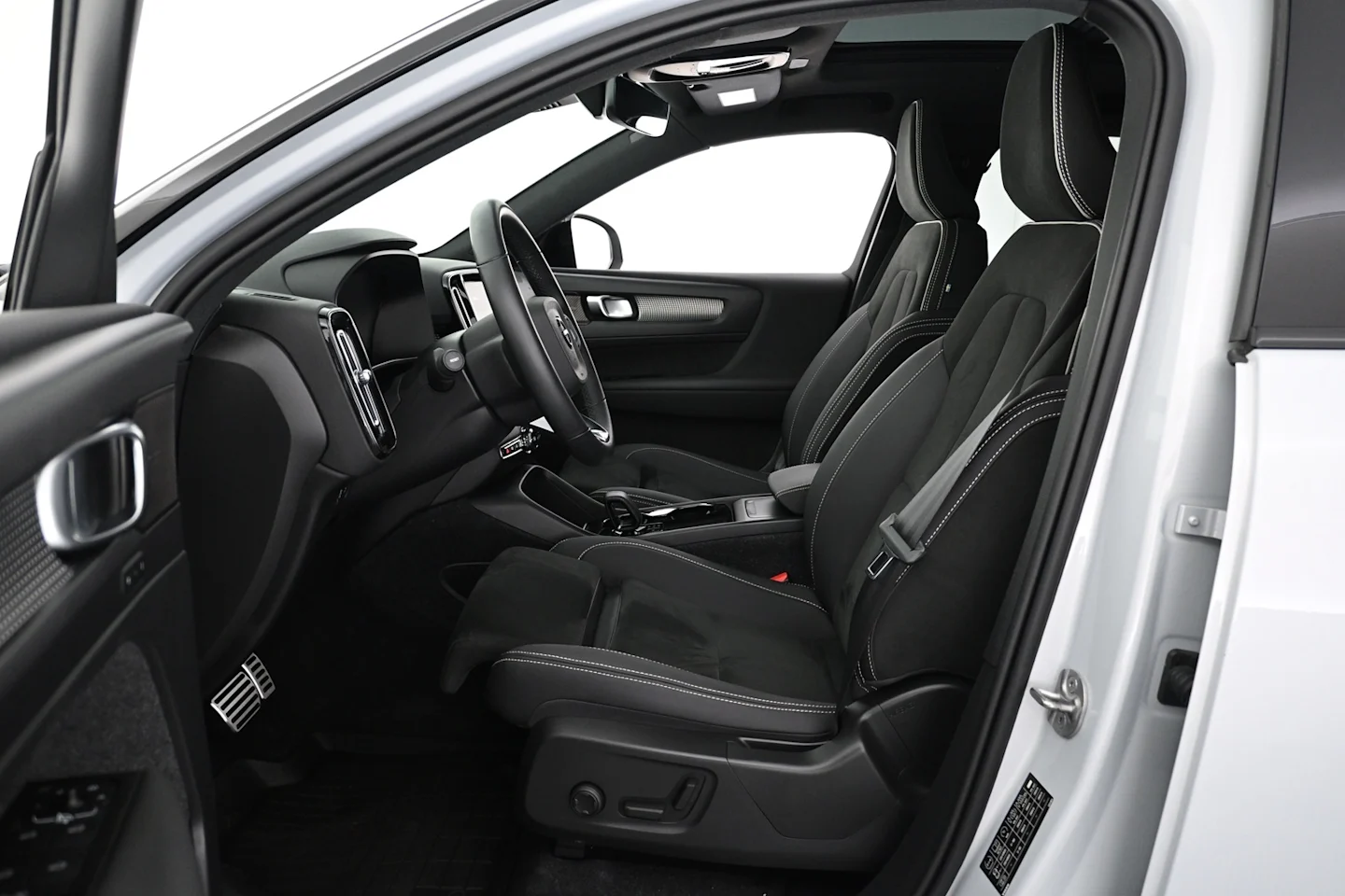 Car Image - TidVy4oa3LPgbTWZt4gmw