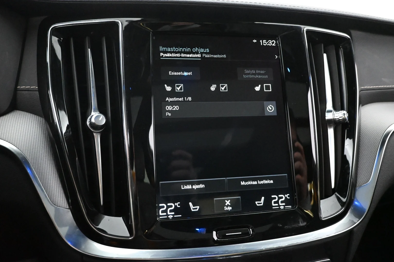 Car Image - 32GvS3yekf1Gi3i9d3I1wF