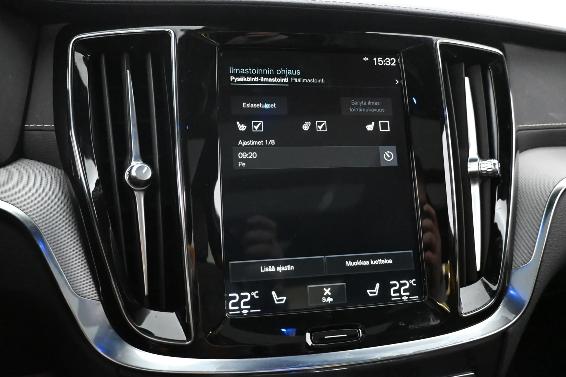 Car Image - 32GvS3yekf1Gi3i9d3I1wF