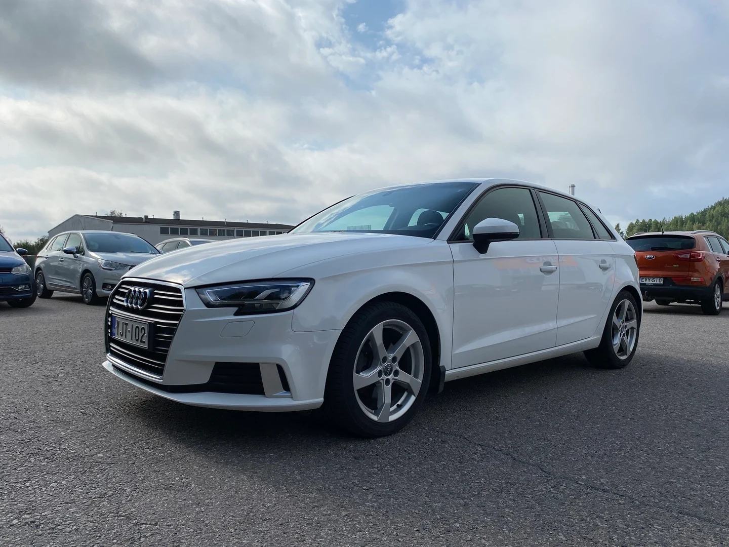 Car Image - 74zRY3mYmCxISJTTvTGmST