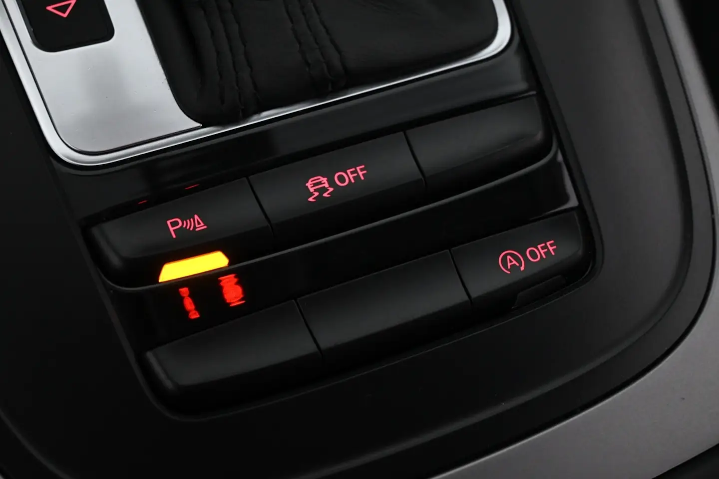 Car Image - 2E6jlw2vdJFrc3lSwAjnuu
