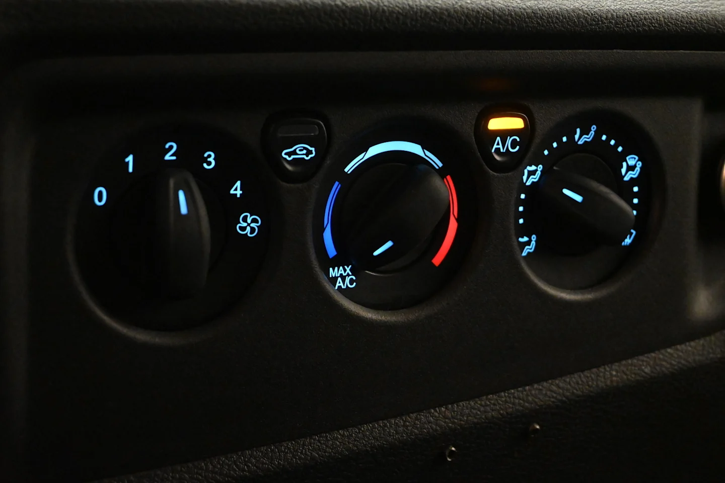 Car Image - ez20SG7BNICsUYl5VtD8I