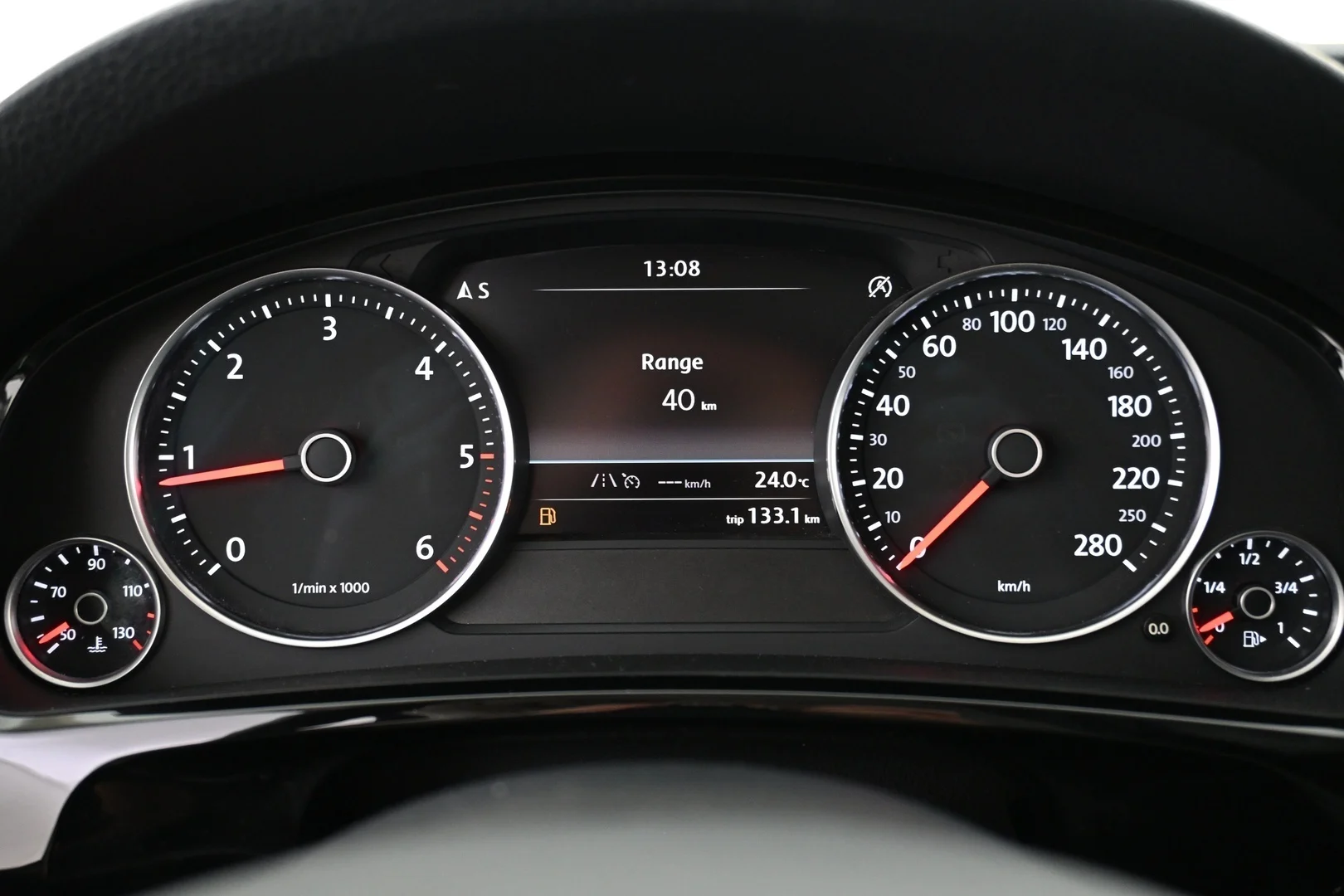 Car Image - FvbSkWF4LG5i8XOD9KfnE