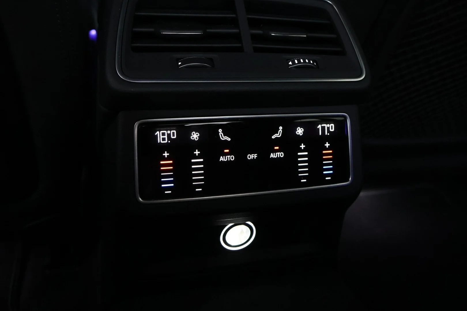 Car Image - 2cEIQeod3zcv7NHyAuGl7U