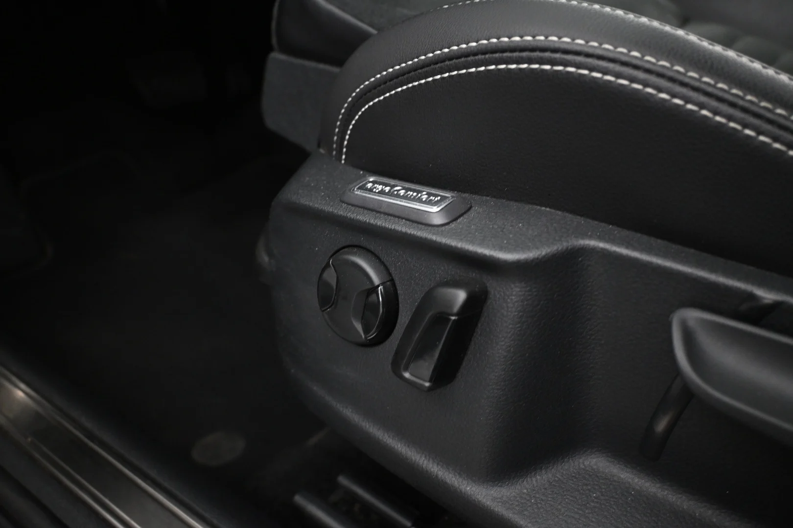 Car Image - 3EveOmnNFwEfSUTtRldezn