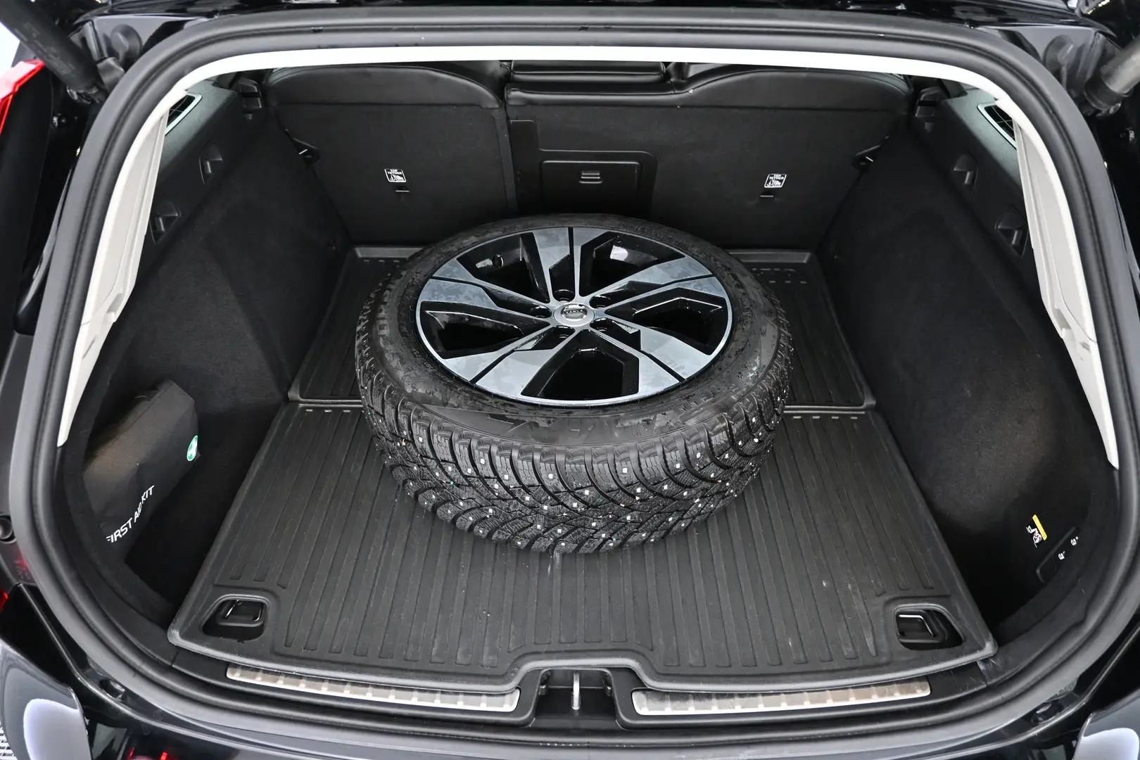 Car Image - 7d4dnpzTr6G5Xq8Xdor9F5