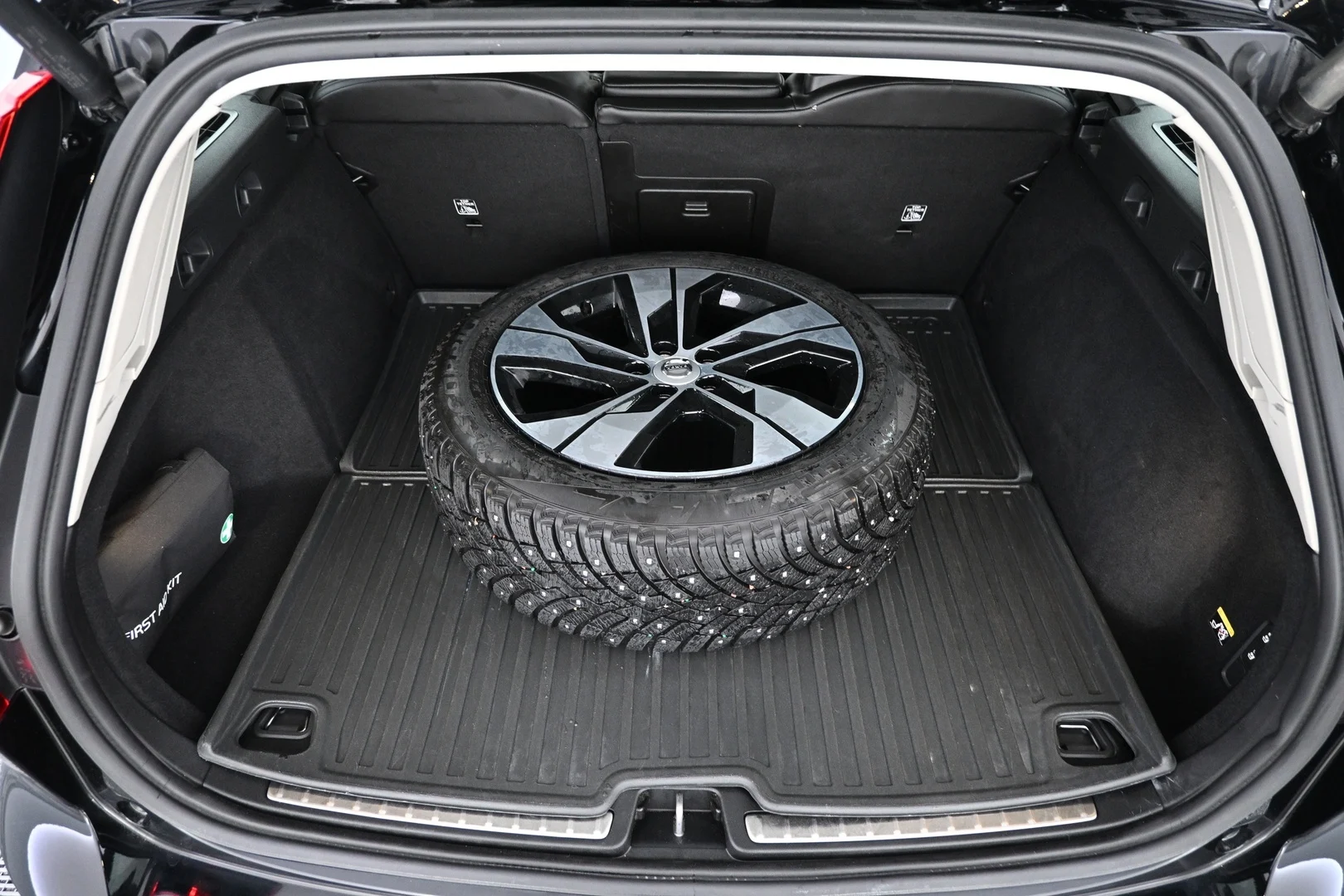 Car Image - 7d4dnpzTr6G5Xq8Xdor9F5