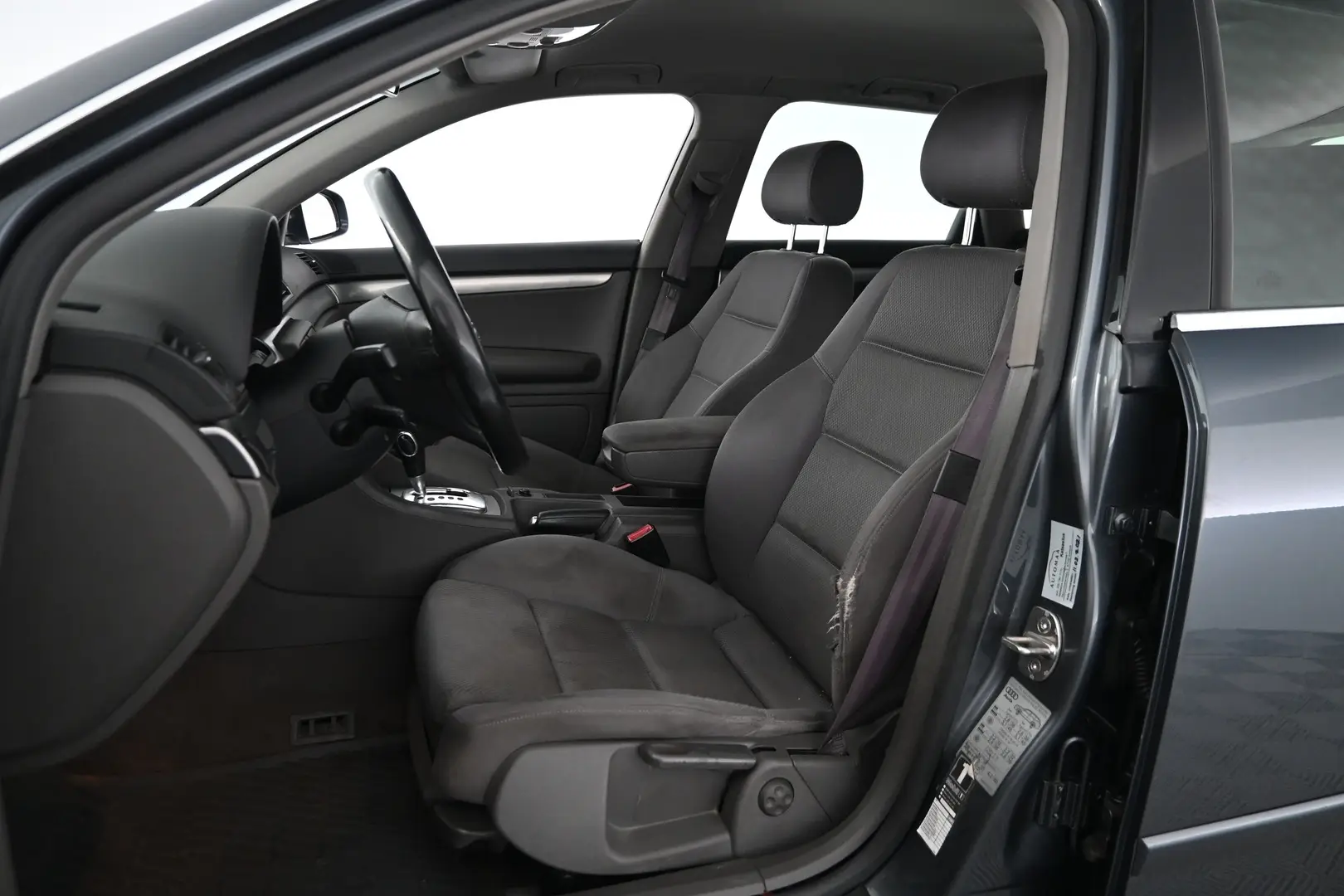 Car Image - 4Hc96lytrKPGOz7EmWFLTx
