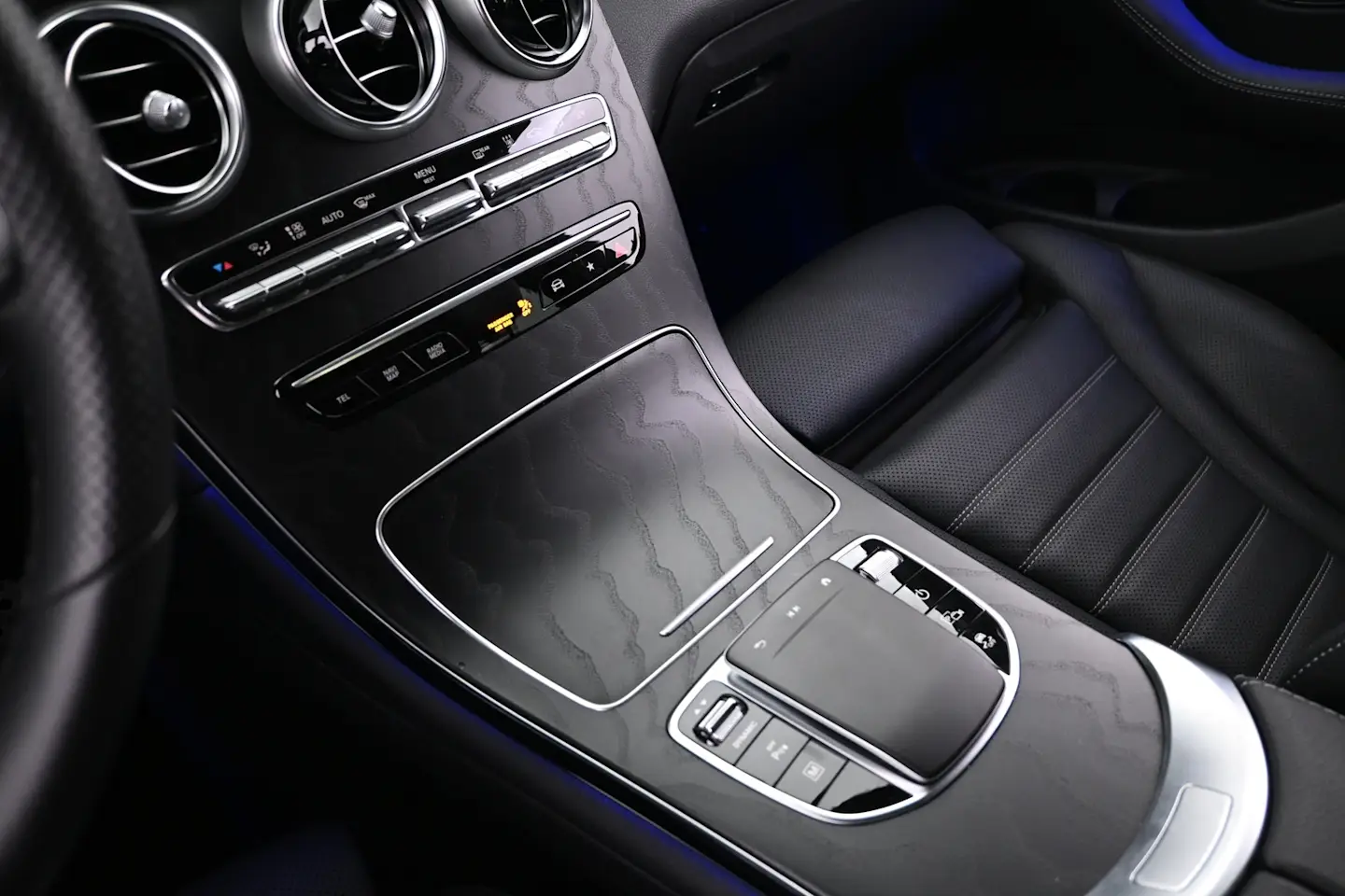 Car Image - 6YF9OVqoEAYe6GqaKXlMqC